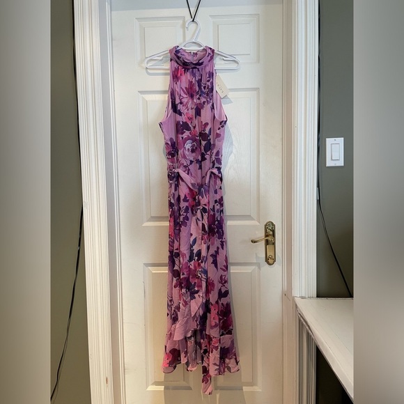 Laura Plus purple floral formal dress - Picture 2 of 7